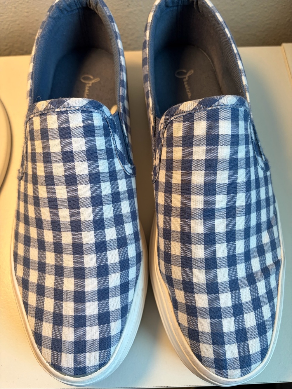 Jessica Carlysle Blue & White Gingham Slip-On Sneakers, size 10